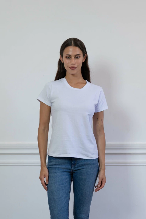 Remera De Jersey Liviano Cuello Reeb - comprar online