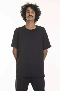 PACK DE 3 CAMISETAS (REGULARES) KOROVA BÁSICAS PRETAS na internet