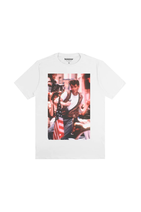 CAMISETA KOROVA MOVIESHOTS CURTINDO A VIDA BRANCA - comprar online