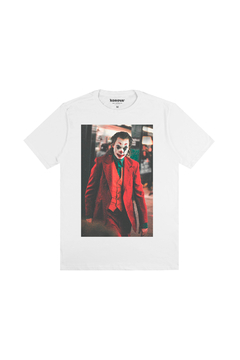 CAMISETA KOROVA MOVIESHOTS JOKER BRANCA - comprar online