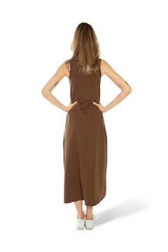 VESTIDO REGATA LONGO KOROVA MARROM - Korova