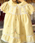 Vestido Maya Amarelo com Bordado Colorido na internet