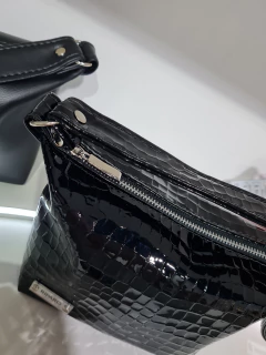 MINI BAG IRIS (negro crocko) en internet