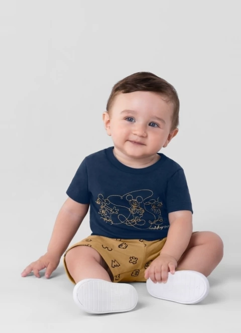Conjunto bebê menino Disney Mickey Mouse de Camiseta Meia Malha alto relevo Bermuda Moletinho licenciado - tamanho P M G - comprar online