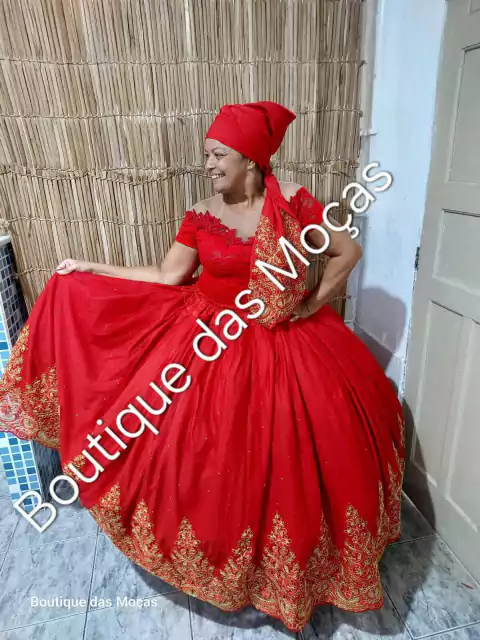 Saia Jupira vermelho com dourado. - comprar online