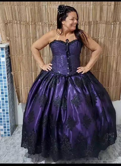 Conjunto Pomba Gira Priscila Roxo - comprar online