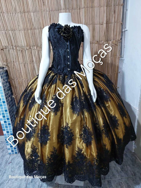 Conjunto Pomba Gira Luxo Teresa Preto e dourado - comprar online