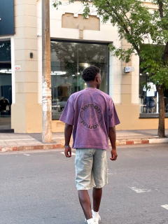 REMERA COLLEGE BOXY MORADO en internet
