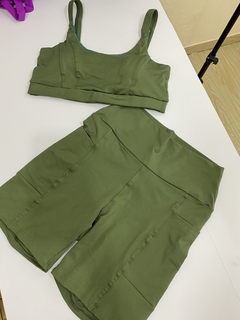 Imagem do Conjunto de Short Carolina em Poliamida – Bojos Removíveis e Bolsos