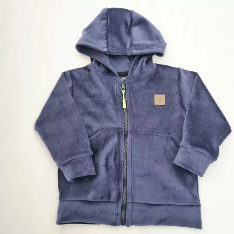 Campera plush azul con capucha y cierre - comprar online