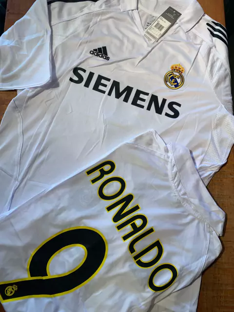 Camisa Real Madrid Retrô 2005/06 Ronaldo