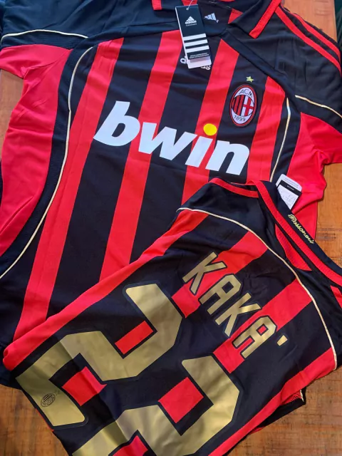Camisa Milan Retrô Home 2006/07 Kaká