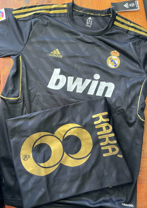 Camisa Real Madrid Retrô 2011/12 Away Kaká - comprar online