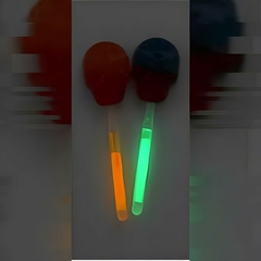 Display de Pirulito Caveira Neon 30 unidades Sortidos - comprar online