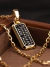 Corrente Masculina Cadeado de Ouro 18k com pingente cravejado com diamantes negros, garanta já a sua.