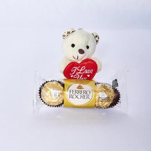 Mini Ursinho de Pelúcia com Ferrero Rocher