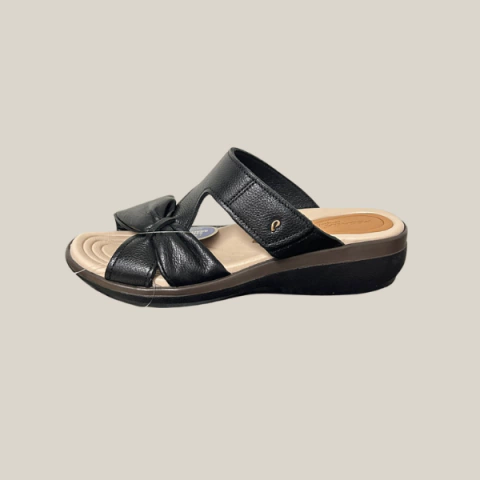 Chinelo Feminino 232712-06- Nature Preto-Pegada - comprar online