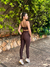 Conjunto de calça Isís na internet