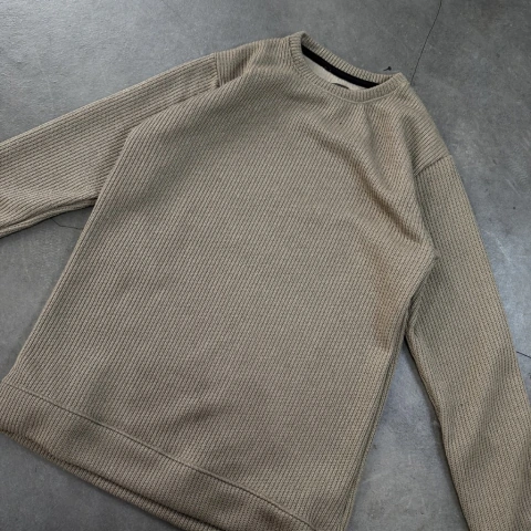 SWEATER LUNAR ENIGMA