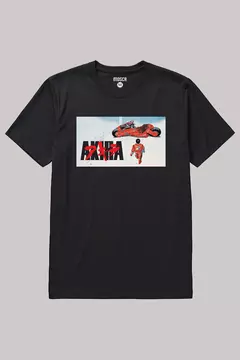 REMERA AKIRA en internet