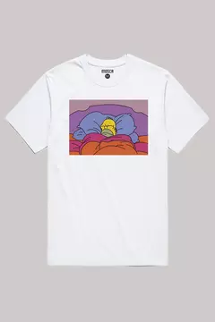 REMERA SIMPSONS HOMERO CAMA