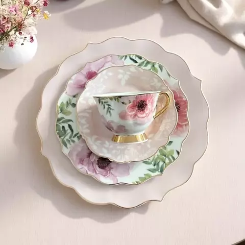 Set combinado de vajilla y Te Porcelana “Pink" para 6 personas - comprar online
