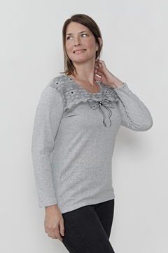 PULLOVER BASE MANGA LARGA PINTADO ENCAJE CANESU MOÑO 5001 - tienda online