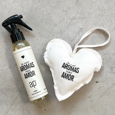 Set Vive - perfume textil + corazón de lienzo
