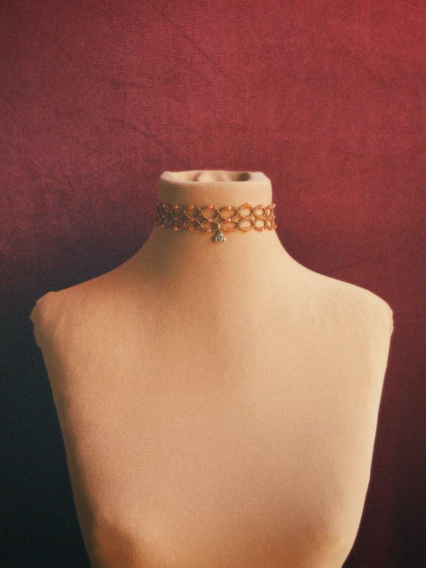 Scarlet Choker