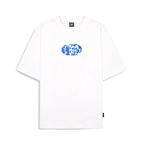 camiseta branca oversized