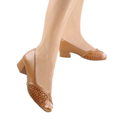 Peep Toe Feminino de Couro com Salto Baixo - comprar online