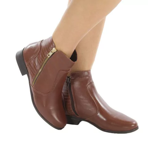 Bota Feminina de Couro Cano Curto Seda Pinhão - comprar online