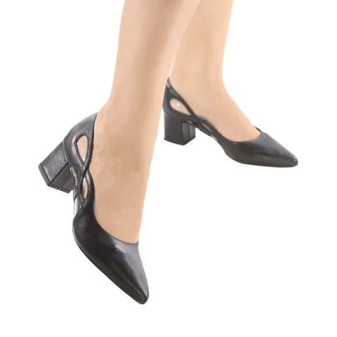 Scarpin Feminino de Couro com Salto Grosso - comprar online