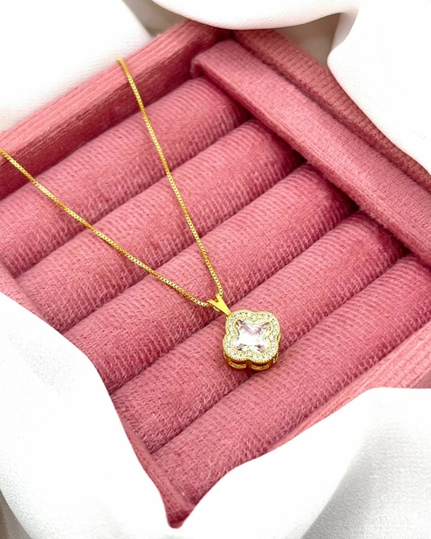 Colar inspiração Virgínia com zircônias