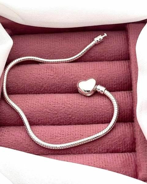 Pulseira berloques fecho coração prata