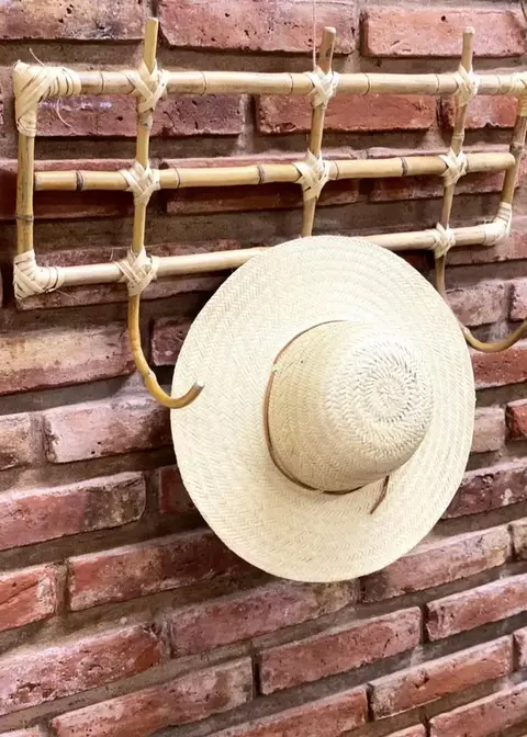 Perchero de caña - comprar online