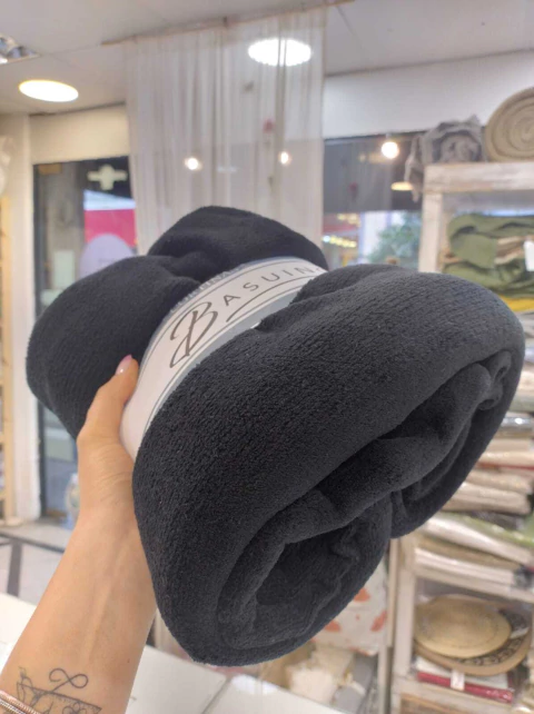 Manta Flannel 1 plaza 1/2 - comprar online