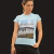 Baby Look com Estampa da Casa de Cora Coralina e Monet - Artê - Vista-se de arte