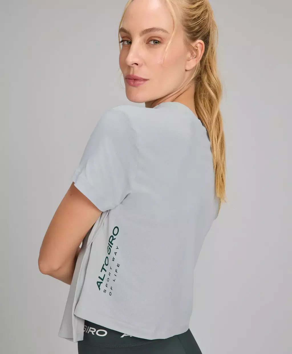 T-shirt Dry Abertura Lateral Alto Giro