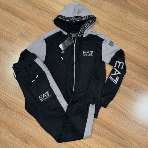 Conjunto Armani EA7 - comprar online