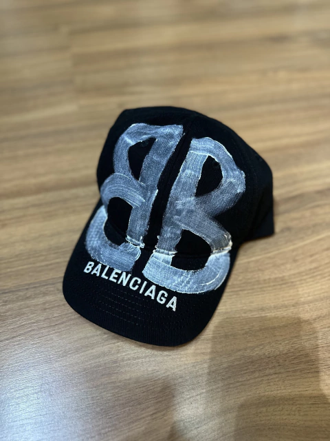 Boné Balenciaga - comprar online