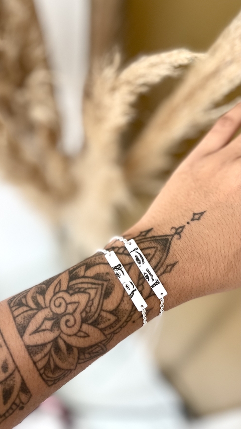 Pulseira Casal Personalizável - Olhar/Sorriso/escrita/data - Prata (leia a descrição) - comprar online