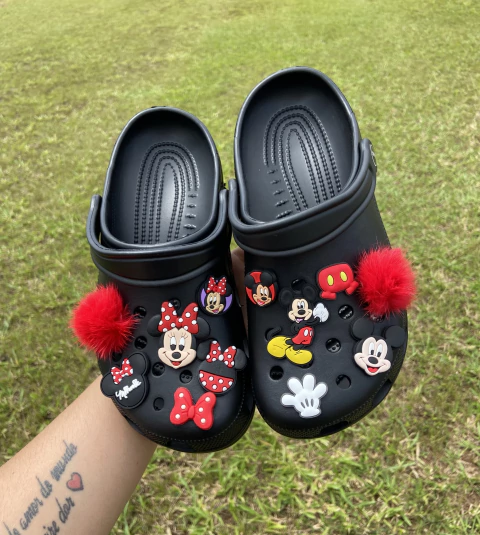 Babuche Minnie e Mickey 12 apliques