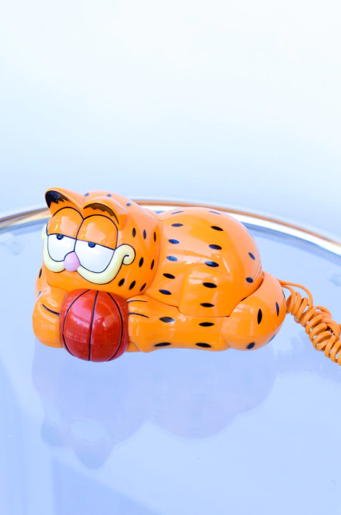 Telefone Garfield com bola de basquete - comprar online