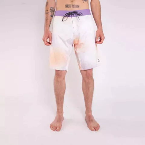 Bermuda Água Lost Start Tie Dye