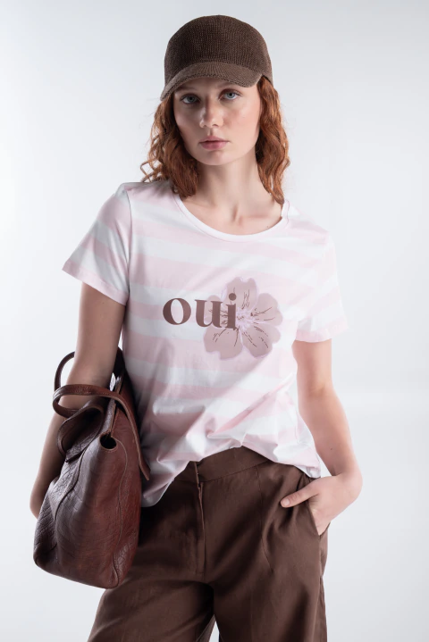 REMERA OUI