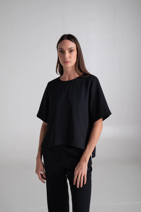 BLUSA CORTEZA - NEGRO