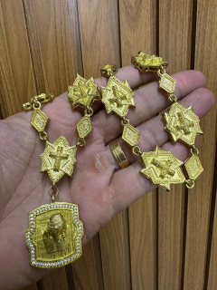 Corrente moeda antiga na internet