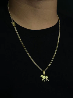 Corrente fininha com Pirgente