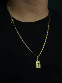 Corrente fininha com Pirgente